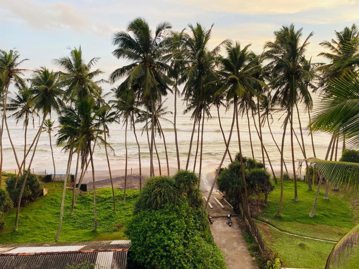 Moon Bridge Beach Resort Matara Bagian luar foto
